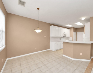 6019 Pennworth Lane - Photo Thumbnail 11
