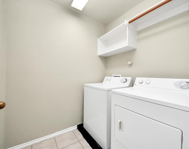 6019 Pennworth Lane - Photo Thumbnail 28