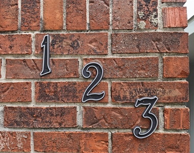 123 Asheboro Drive - Photo Thumbnail 3