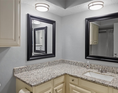123 Asheboro Drive - Photo Thumbnail 16