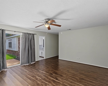 123 Asheboro Drive - Photo Thumbnail 13