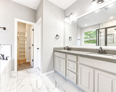 6205 Daytona Drive - Photo Thumbnail 20