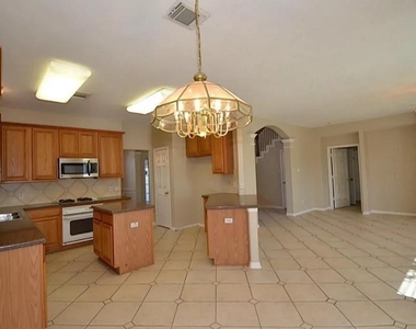 14207 Cairns Court - Photo Thumbnail 9