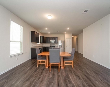4252 Pine Still Road - Photo Thumbnail 2