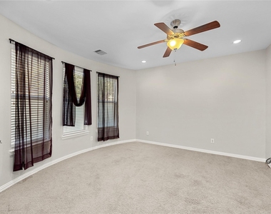 1614 Stuart Street - Photo Thumbnail 6