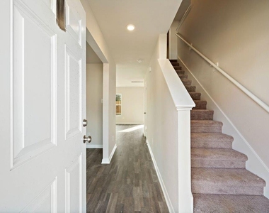 228 Wild Oak - Photo Thumbnail 1