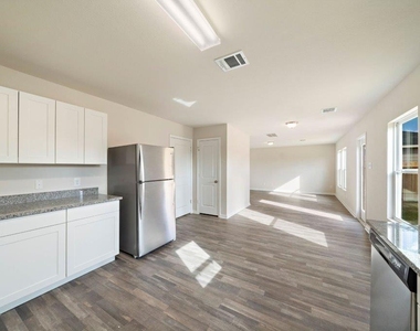 228 Wild Oak - Photo Thumbnail 8