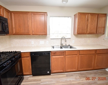 3509 Attucks Street - Photo Thumbnail 6