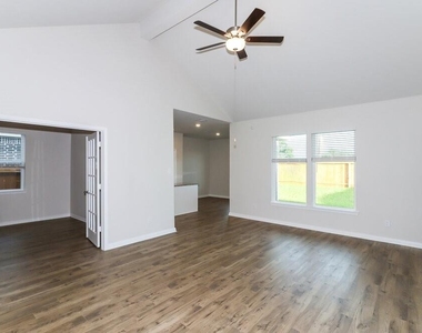 404 San Miguel Creek Drive - Photo Thumbnail 1