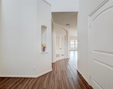 30822 Lake Spur Manor - Photo Thumbnail 8
