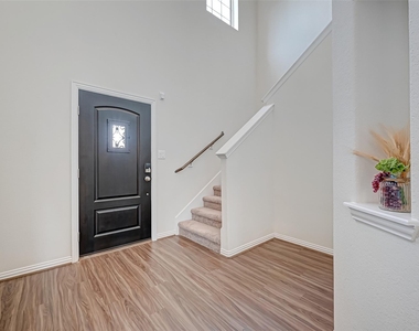 30822 Lake Spur Manor - Photo Thumbnail 6