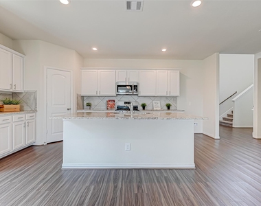 30822 Lake Spur Manor - Photo Thumbnail 16