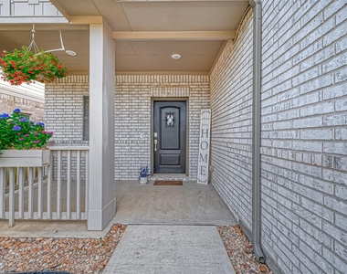 30822 Lake Spur Manor - Photo Thumbnail 3