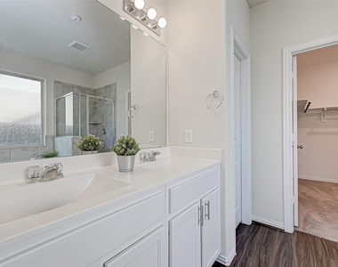 30822 Lake Spur Manor - Photo Thumbnail 33