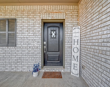 30822 Lake Spur Manor - Photo Thumbnail 4