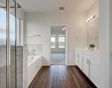 30822 Lake Spur Manor - Photo Thumbnail 35