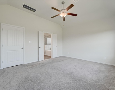 30822 Lake Spur Manor - Photo Thumbnail 31