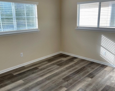 1755 Nichole Woods Drive - Photo Thumbnail 21