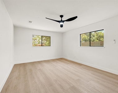 3442 Goodhope Street - Photo Thumbnail 9