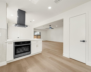 3442 Goodhope Street - Photo Thumbnail 5