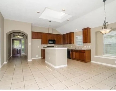 9019 Morningstar Drive - Photo Thumbnail 4
