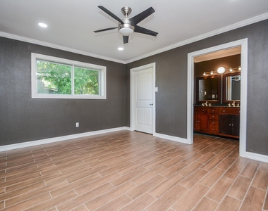 12315 Maxim Drive - Photo Thumbnail 28