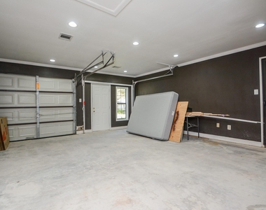12315 Maxim Drive - Photo Thumbnail 40