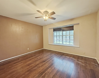 15606 Pinedell Drive - Photo Thumbnail 10