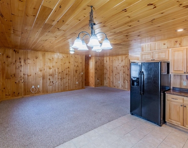 181 Benton - Photo Thumbnail 3