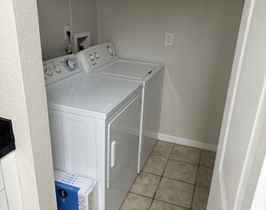 27083 Matheson Avenue - Photo Thumbnail 19