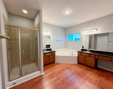 1608 Holman Street - Photo Thumbnail 28