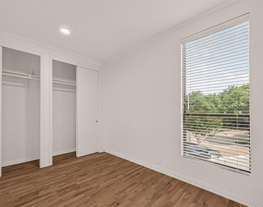 1111 Potomac Drive - Photo Thumbnail 24