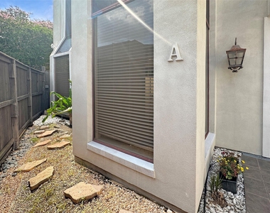 1111 Potomac Drive - Photo Thumbnail 5