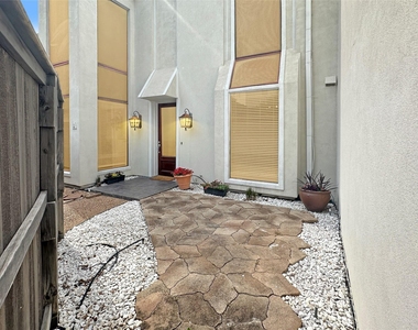 1111 Potomac Drive - Photo Thumbnail 23