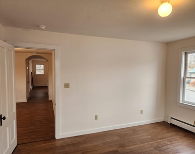 73 Pleasant - Photo Thumbnail 8