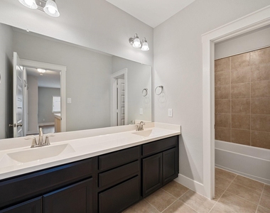 18419 Blue Hollow Heights Dr - Photo Thumbnail 14