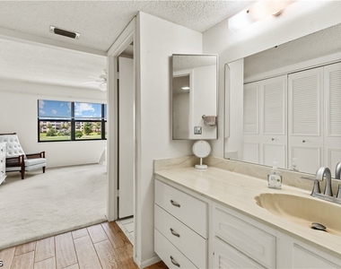 1747 Pebble Beach Drive - Photo Thumbnail 12