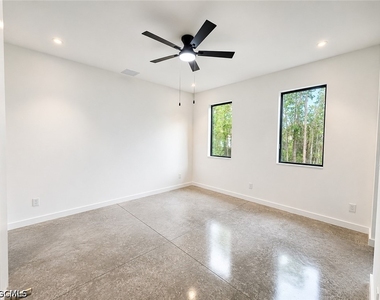 2402 George Avenue S - Photo Thumbnail 3
