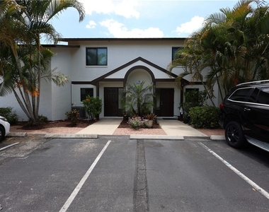 26510 Southern Pines Drive - Photo Thumbnail 2