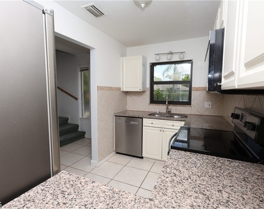 26510 Southern Pines Drive - Photo Thumbnail 12