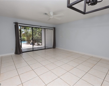 26510 Southern Pines Drive - Photo Thumbnail 5