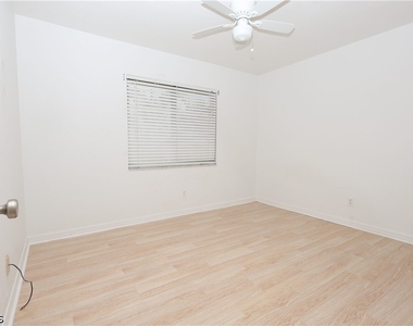 26510 Southern Pines Drive - Photo Thumbnail 22
