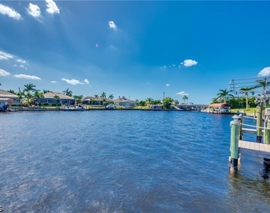 2720 Sw 51st Street - Photo Thumbnail 32