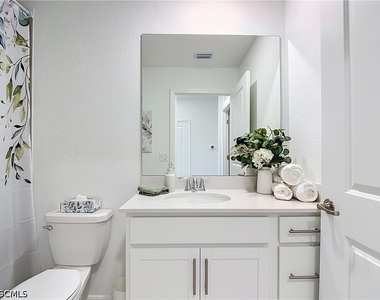 15345 Green Acres Avenue - Photo Thumbnail 20
