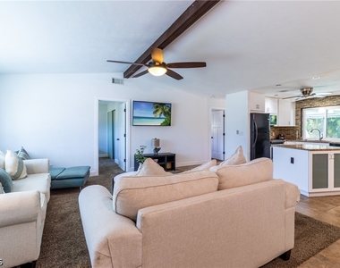 542 Se 33rd Terrace - Photo Thumbnail 9