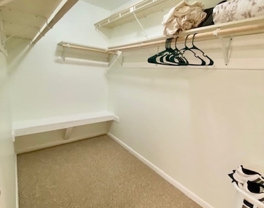 15390 Moonraker Court - Photo Thumbnail 17