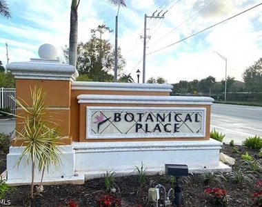 4450 Botanical Place Circle - Photo Thumbnail 27