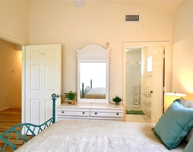 4450 Botanical Place Circle - Photo Thumbnail 22