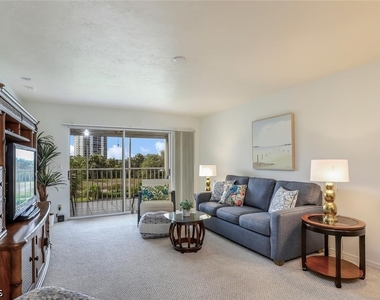 340 Horse Creek Drive - Photo Thumbnail 9