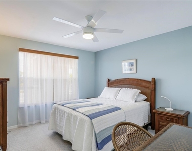 340 Horse Creek Drive - Photo Thumbnail 19